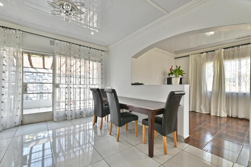 3 Bedroom Property for Sale in Glenanda Gauteng