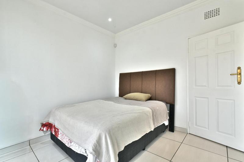 3 Bedroom Property for Sale in Glenanda Gauteng