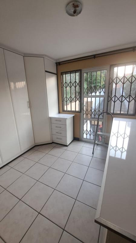 To Let 2 Bedroom Property for Rent in Alan Manor Gauteng