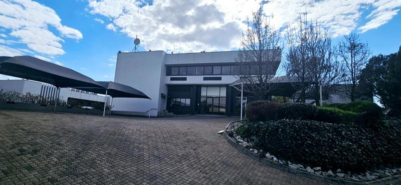 To Let commercial Property for Rent in Halfway House Gauteng