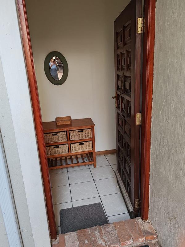 To Let 1 Bedroom Property for Rent in Robindale Gauteng