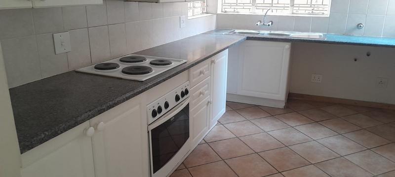 2 Bedroom Property for Sale in Magalieskruin Gauteng