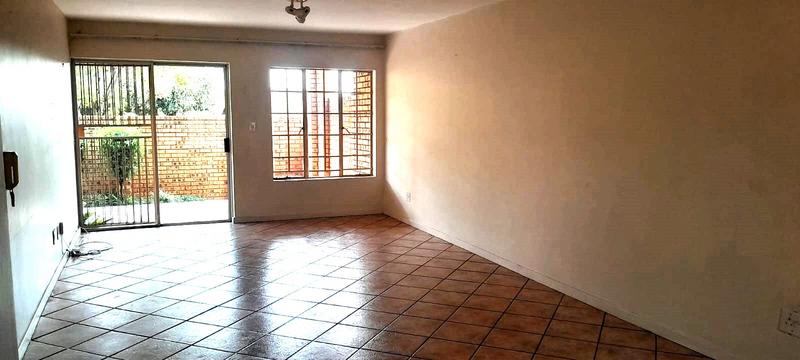 2 Bedroom Property for Sale in Magalieskruin Gauteng