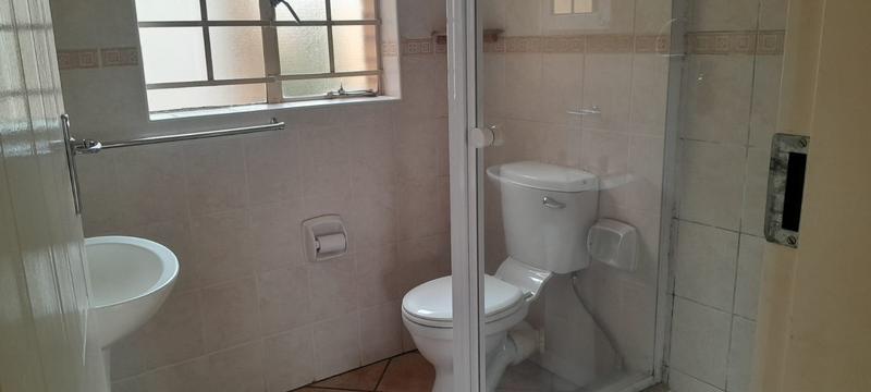 2 Bedroom Property for Sale in Magalieskruin Gauteng
