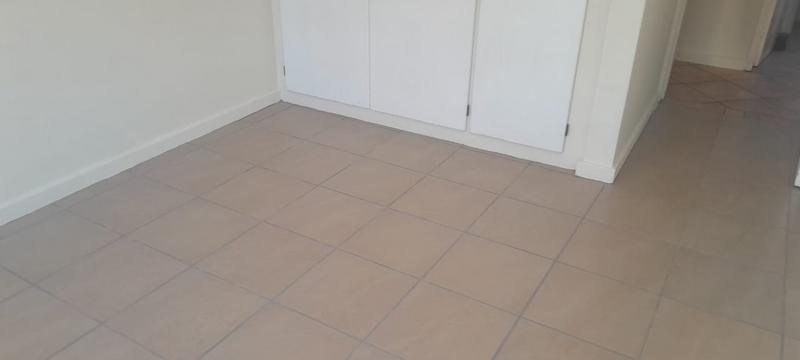 2 Bedroom Property for Sale in Magalieskruin Gauteng