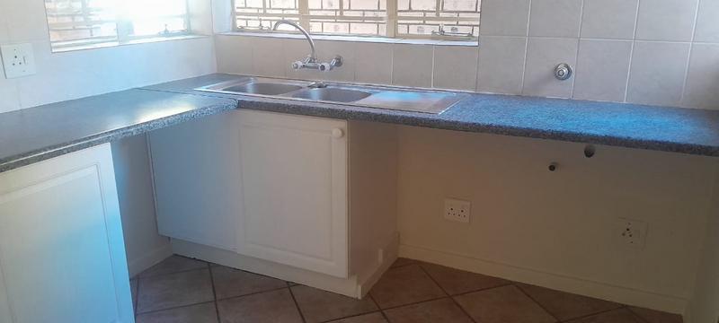 2 Bedroom Property for Sale in Magalieskruin Gauteng