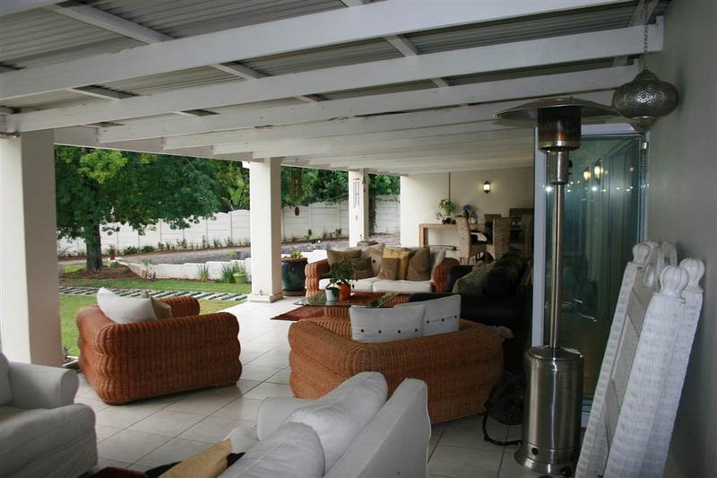 To Let 4 Bedroom Property for Rent in Bryanston Gauteng