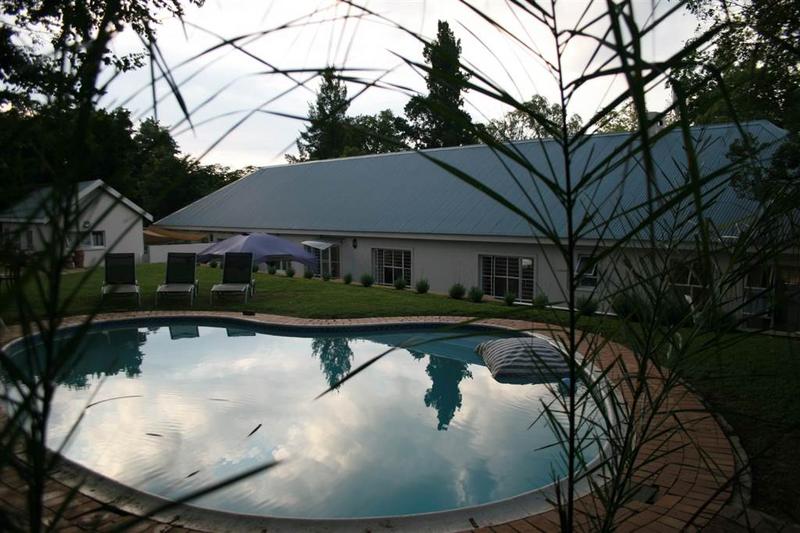 To Let 4 Bedroom Property for Rent in Bryanston Gauteng