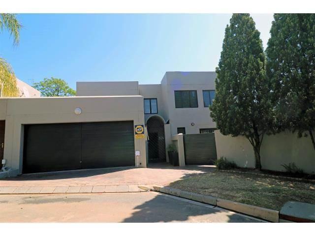To Let 4 Bedroom Property for Rent in Morningside Gauteng