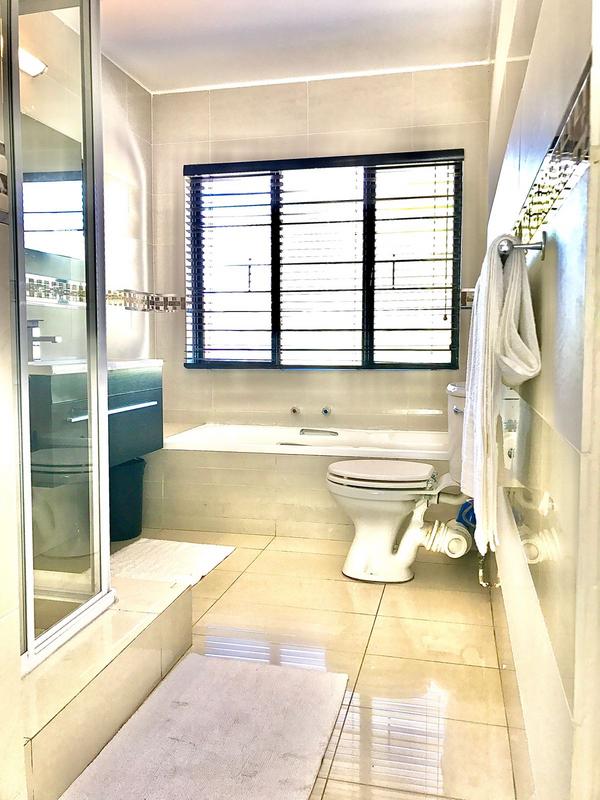 To Let 4 Bedroom Property for Rent in Morningside Gauteng