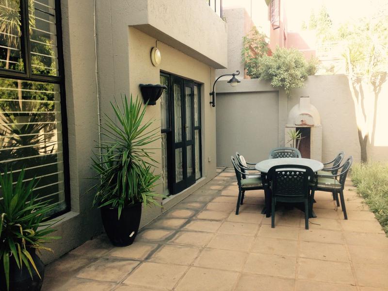 To Let 4 Bedroom Property for Rent in Morningside Gauteng