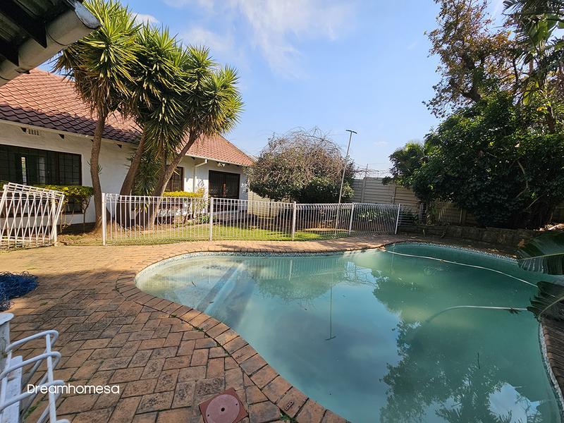 To Let 5 Bedroom Property for Rent in Parkmore Gauteng