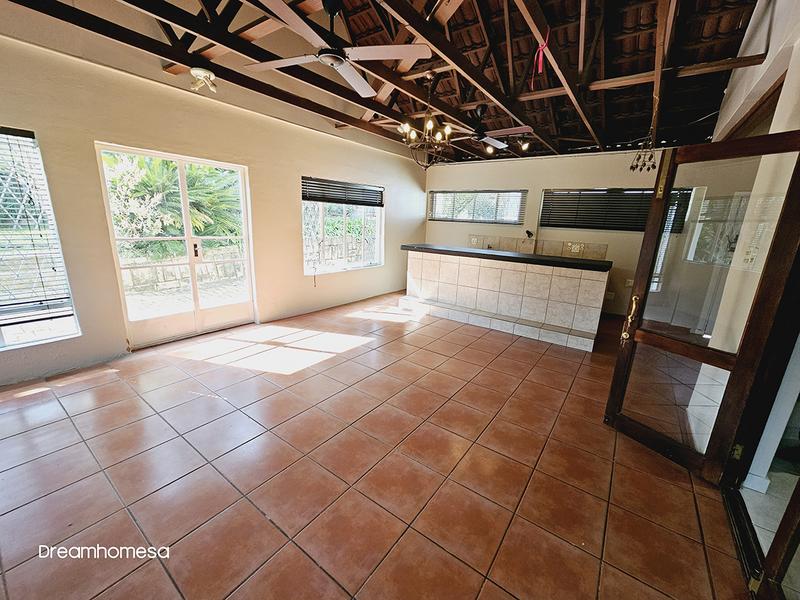 To Let 5 Bedroom Property for Rent in Parkmore Gauteng