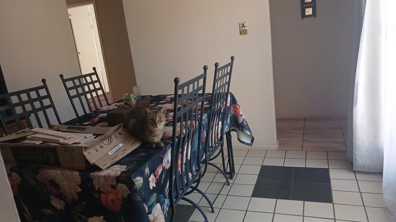 7 Bedroom Property for Sale in Clayville Gauteng