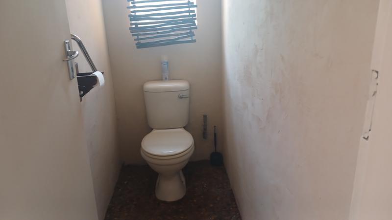 7 Bedroom Property for Sale in Clayville Gauteng