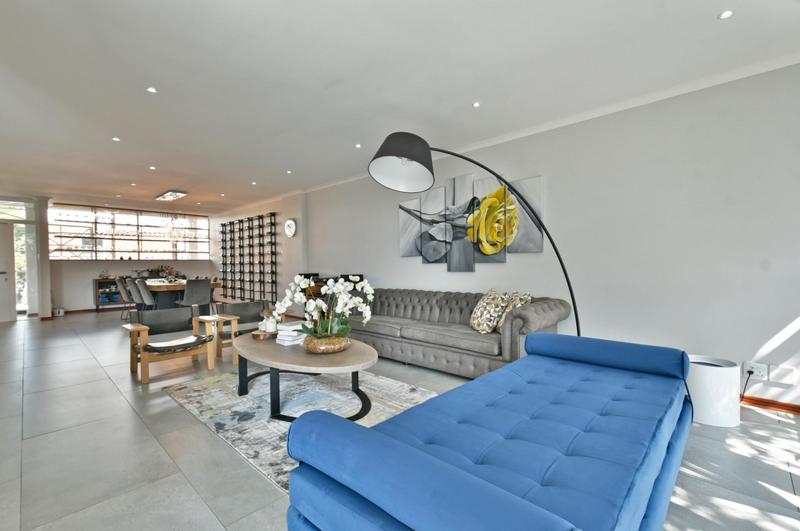 2 Bedroom Property for Sale in Dunkeld West Gauteng