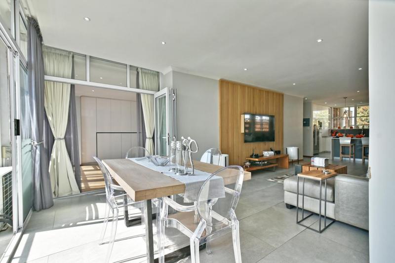 2 Bedroom Property for Sale in Dunkeld West Gauteng