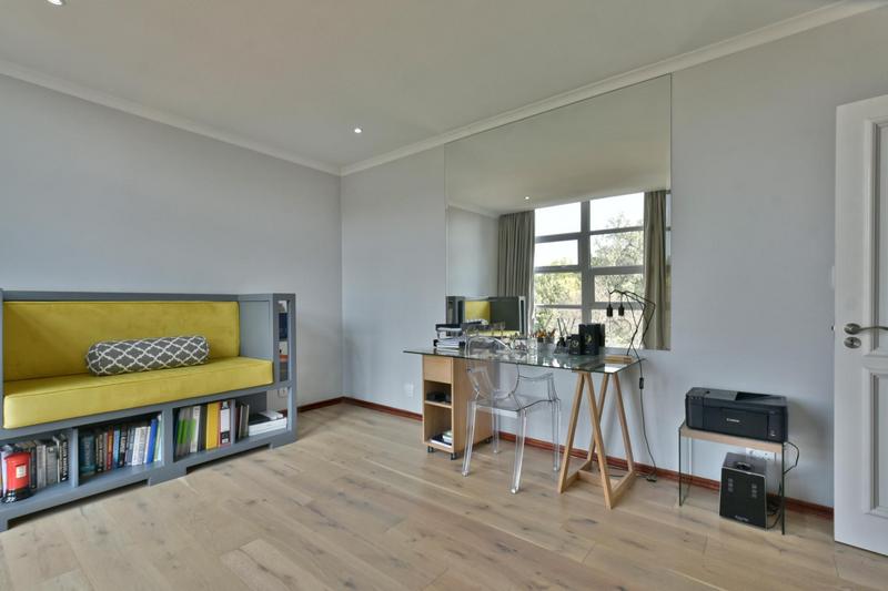 2 Bedroom Property for Sale in Dunkeld West Gauteng