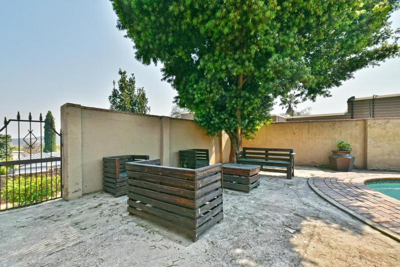 4 Bedroom Property for Sale in Glenvista Gauteng