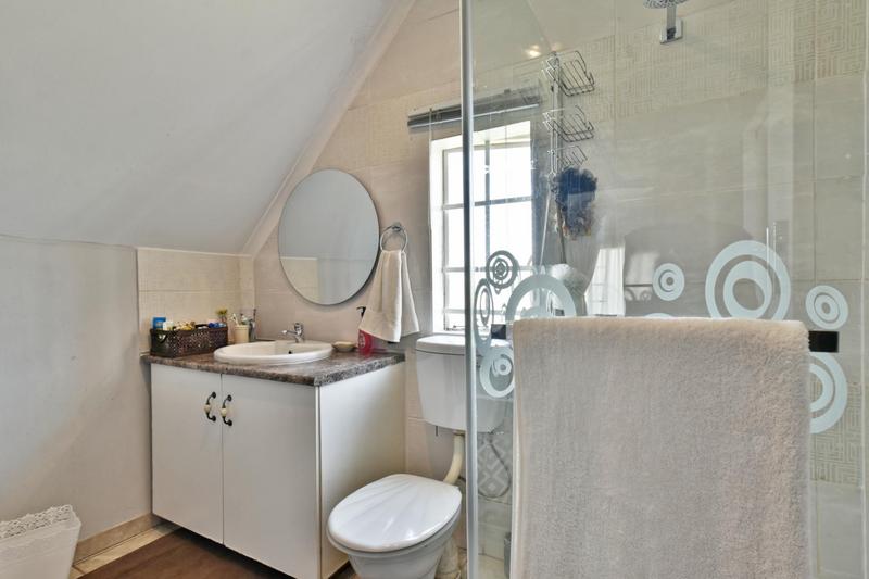 3 Bedroom Property for Sale in Sonneglans Gauteng