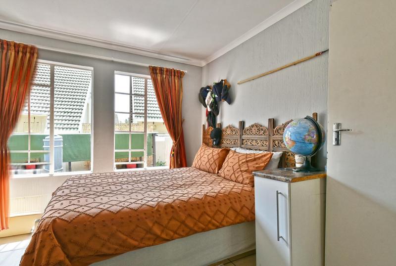 3 Bedroom Property for Sale in Sonneglans Gauteng