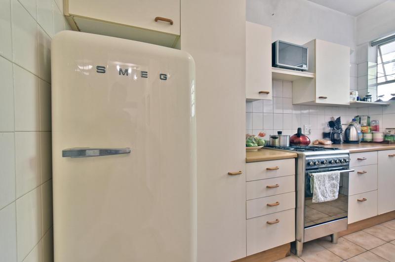 1 Bedroom Property for Sale in Illovo Gauteng