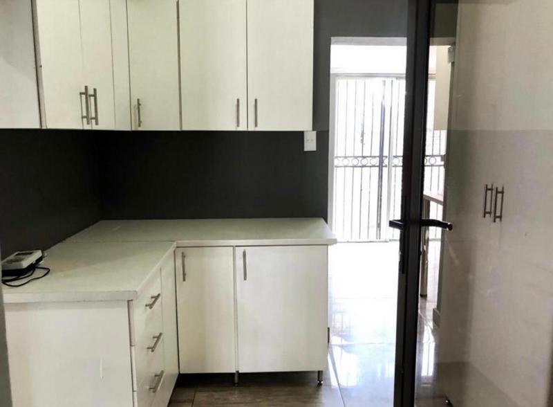 To Let 2 Bedroom Property for Rent in Faerie Glen Gauteng