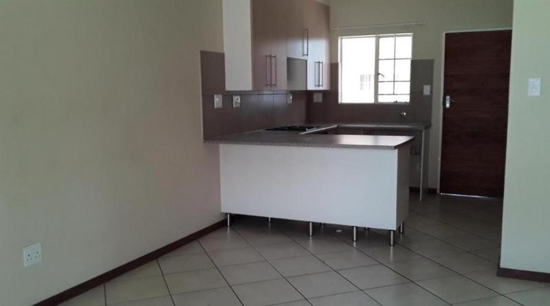 To Let 2 Bedroom Property for Rent in Stone Ridge Gauteng