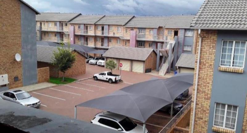 To Let 2 Bedroom Property for Rent in Stone Ridge Gauteng