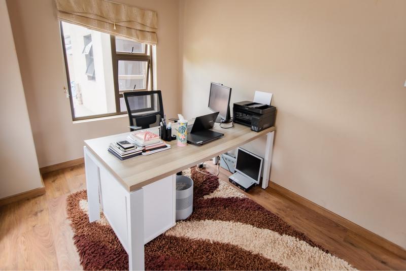 3 Bedroom Property for Sale in Copperleaf Estate Gauteng
