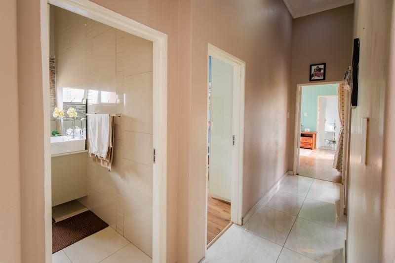 3 Bedroom Property for Sale in Copperleaf Estate Gauteng
