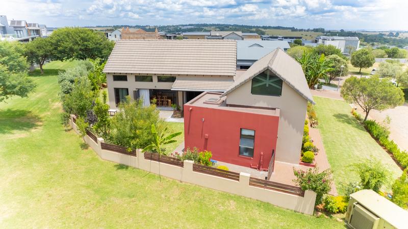 3 Bedroom Property for Sale in Copperleaf Estate Gauteng