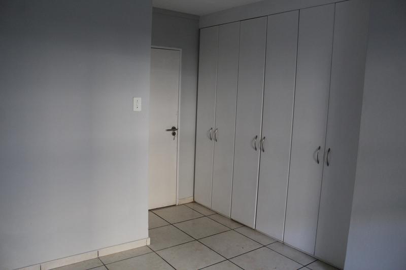 To Let 2 Bedroom Property for Rent in Ferndale Gauteng