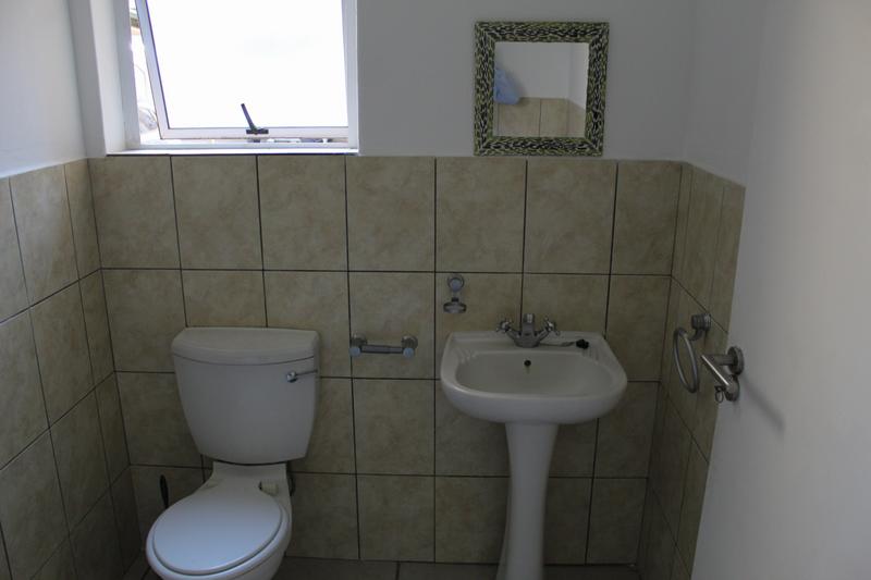 To Let 2 Bedroom Property for Rent in Ferndale Gauteng