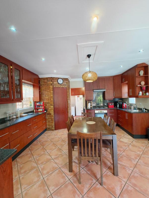 4 Bedroom Property for Sale in Newlands Gauteng