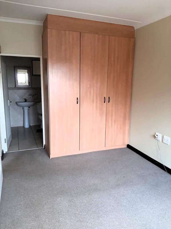 1 Bedroom Property for Sale in Montana Tuine Gauteng
