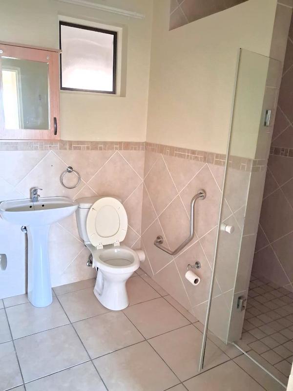 1 Bedroom Property for Sale in Montana Tuine Gauteng