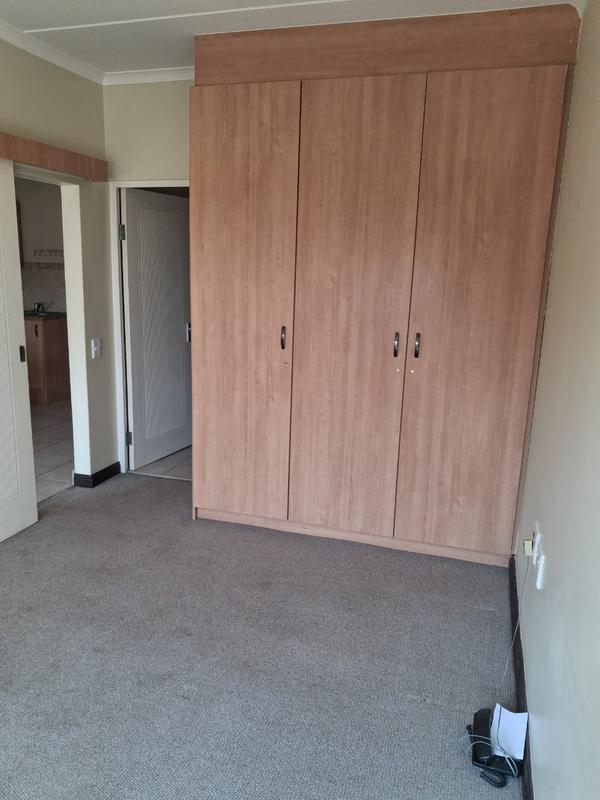 1 Bedroom Property for Sale in Montana Tuine Gauteng