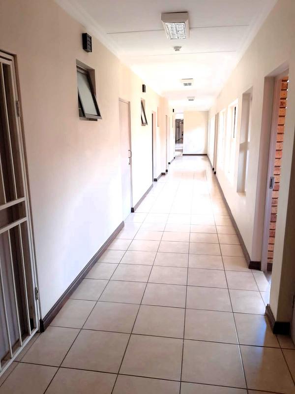 1 Bedroom Property for Sale in Montana Tuine Gauteng