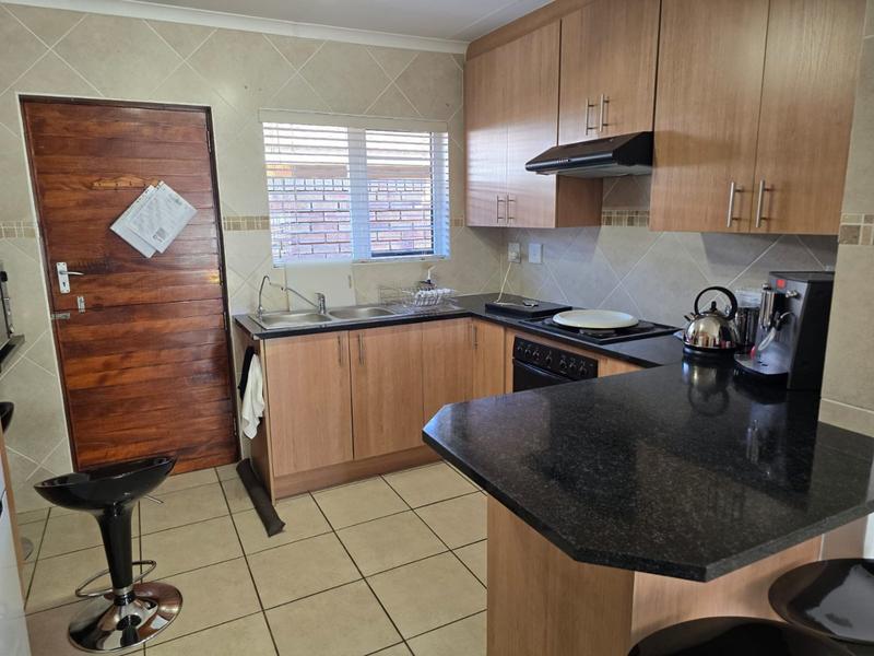 2 Bedroom Property for Sale in Montana Tuine Gauteng