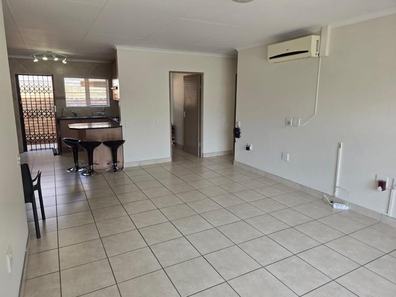2 Bedroom Property for Sale in Montana Tuine Gauteng
