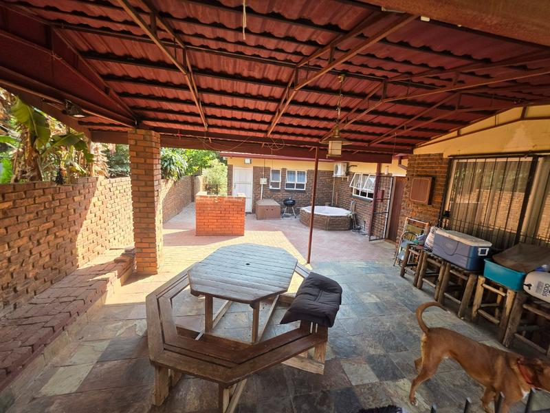 3 Bedroom Property for Sale in Theresa Park Gauteng