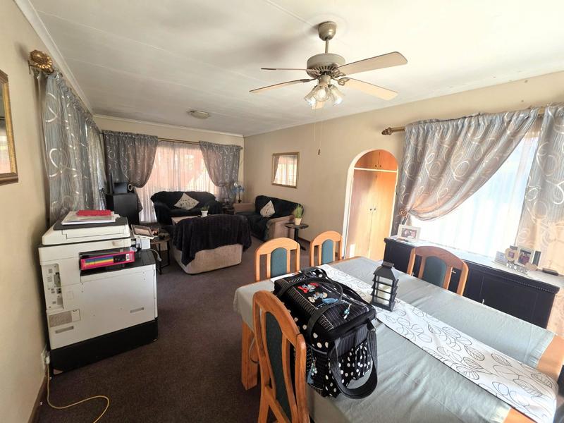 3 Bedroom Property for Sale in Theresa Park Gauteng