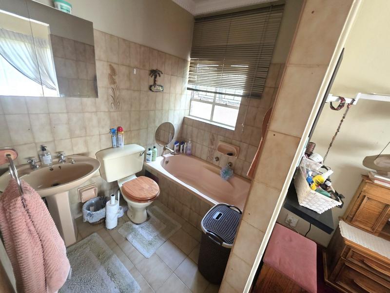 3 Bedroom Property for Sale in Theresa Park Gauteng