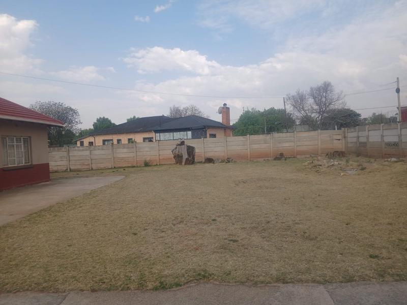 3 Bedroom Property for Sale in Westonaria Gauteng