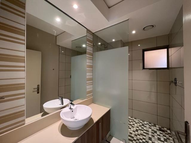 To Let 2 Bedroom Property for Rent in Rosebank Gauteng