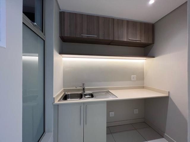 To Let 2 Bedroom Property for Rent in Rosebank Gauteng