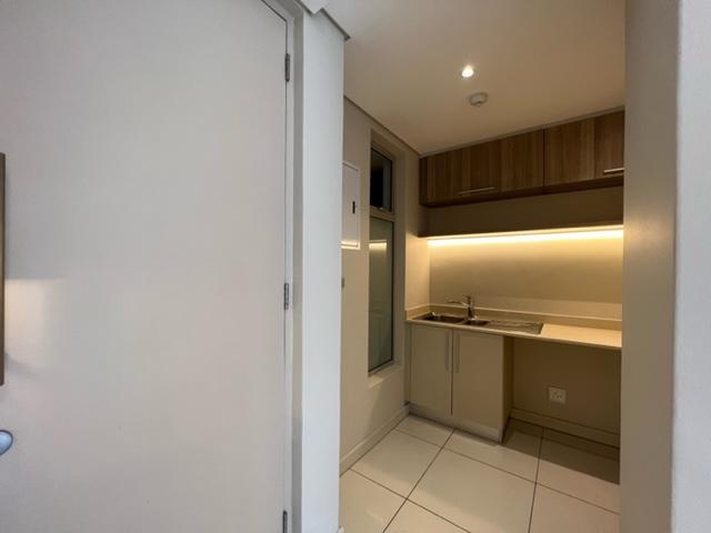 To Let 2 Bedroom Property for Rent in Rosebank Gauteng