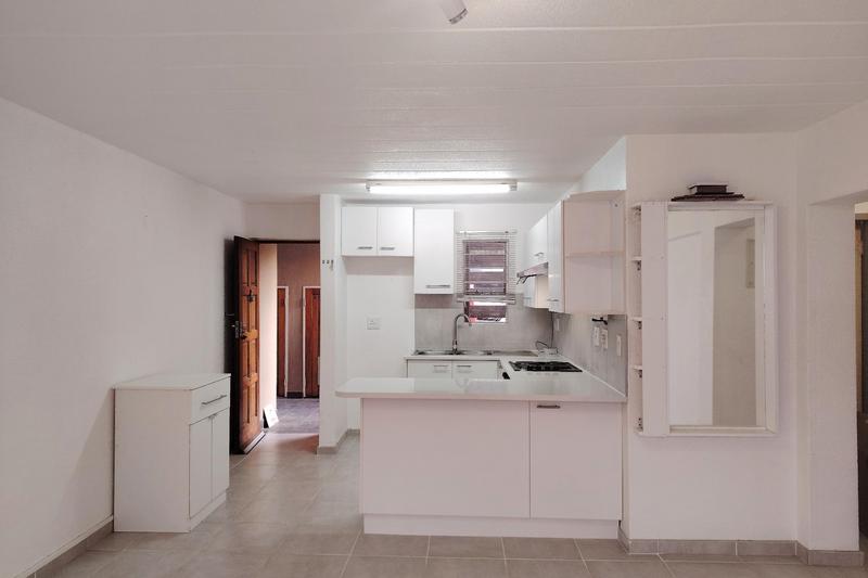 To Let 2 Bedroom Property for Rent in Bedford Gardens Gauteng