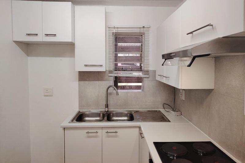 To Let 2 Bedroom Property for Rent in Bedford Gardens Gauteng
